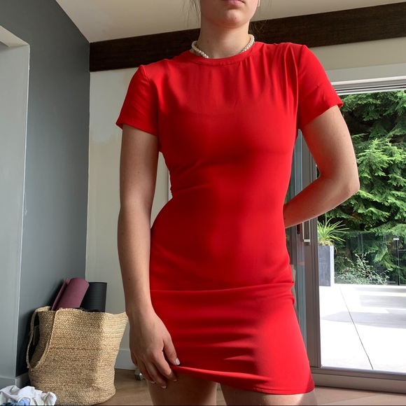 Red short sleeve dress - Adrienne Vittadini (US:2) - Picture 2 of 3